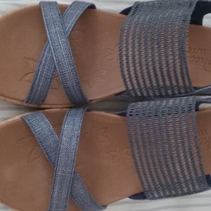 Skechers sandals sz 8